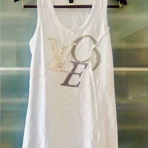 ❌HOLD❌ Louis Vuitton White Button Love Embroidered Tank Tee size Small
